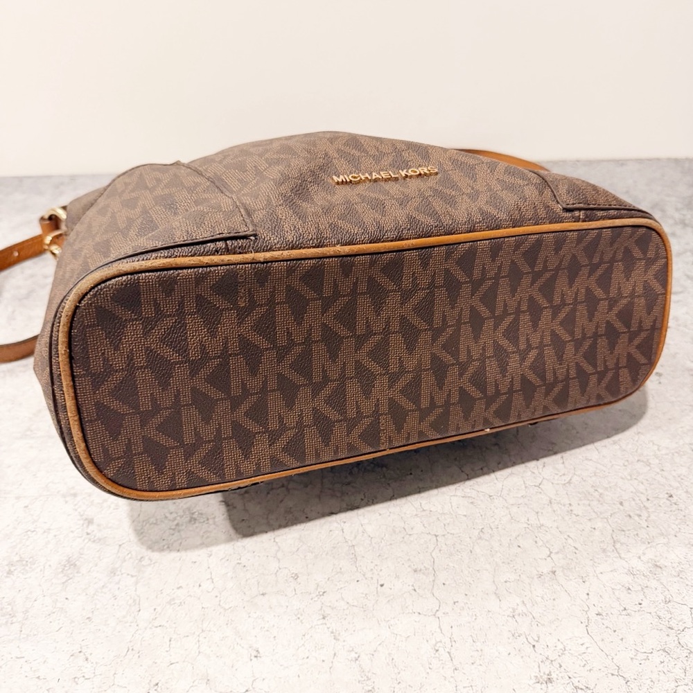 Michael Kors Anita Large Brown Acorn Convertible Shoulder Crossbody Bag * - Picture 5 of 7